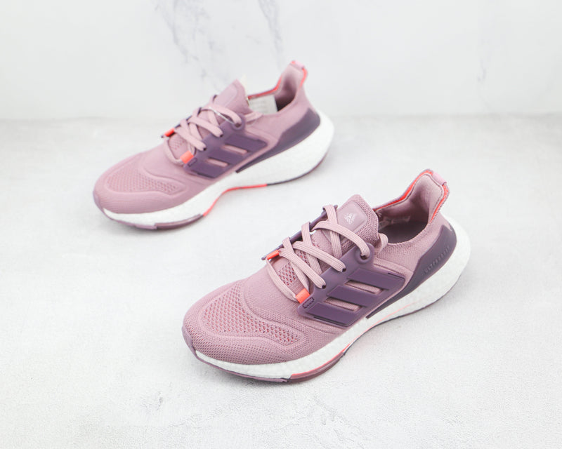 Adidas UltraBoost 22 Magic Mauve