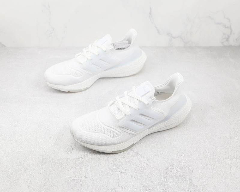 Adidas UltraBoost 22 Triple White